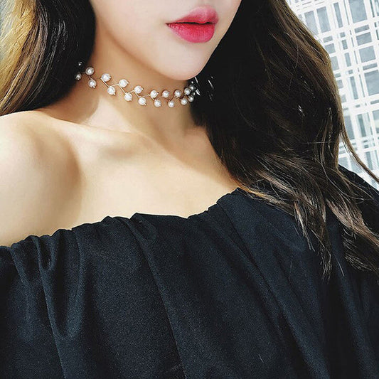 Pearl Studded Single Layer Necklace