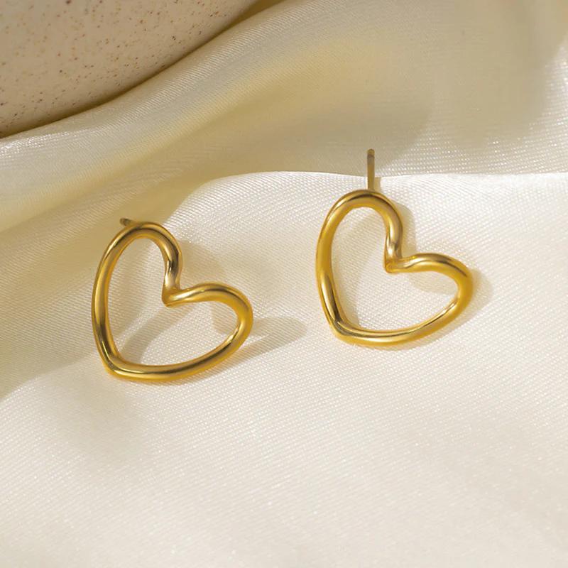 18K Gold Plated Anti Tarnish Stainless Steel Heart Themed Stud Earrings