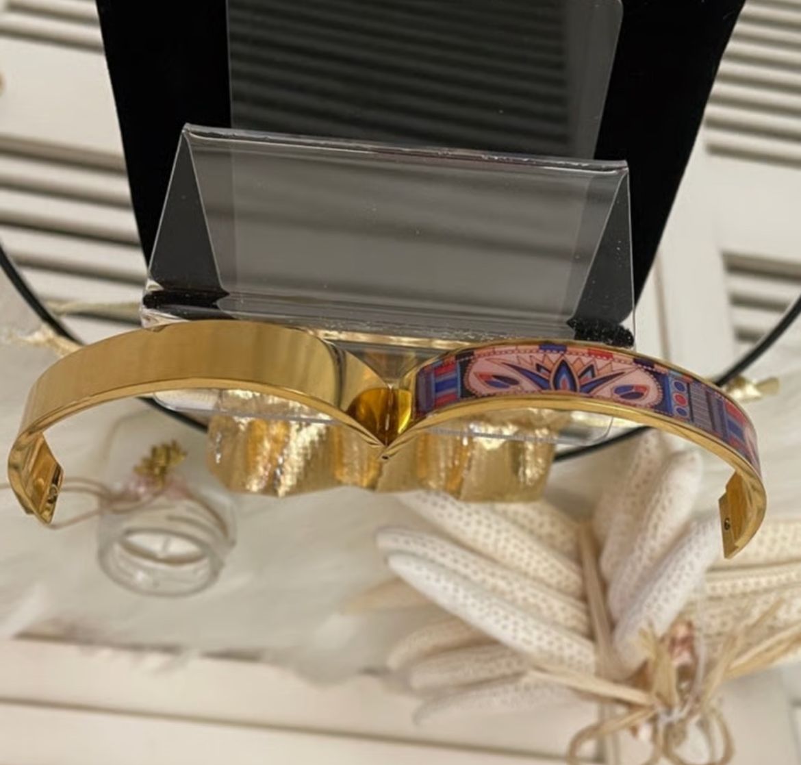 18K Gold-Plated Enamel Patterned Bangle Anti-Tarnish Finish