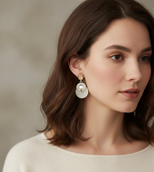 Elegant White Circle Drops