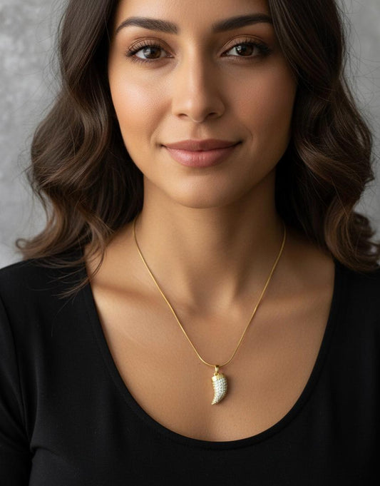 Sparkle Tusk Necklace