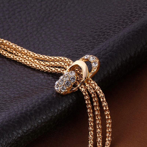 Fascinating Crystal Note Marvelous Necklace Earrings
