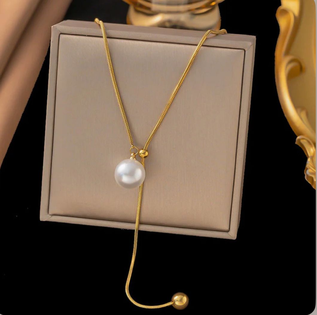 18K Gold Plated Stainless Steel Anti Tarnish Pearl Studded Pendant Necklace