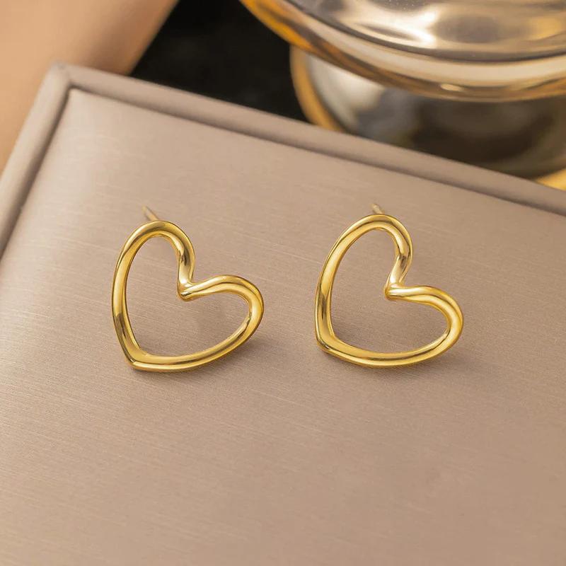 18K Gold Plated Anti Tarnish Stainless Steel Heart Themed Stud Earrings