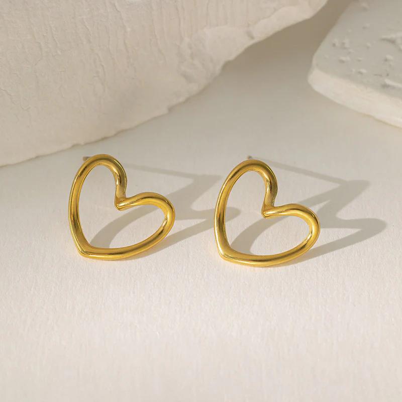 18K Gold Plated Anti Tarnish Stainless Steel Heart Themed Stud Earrings
