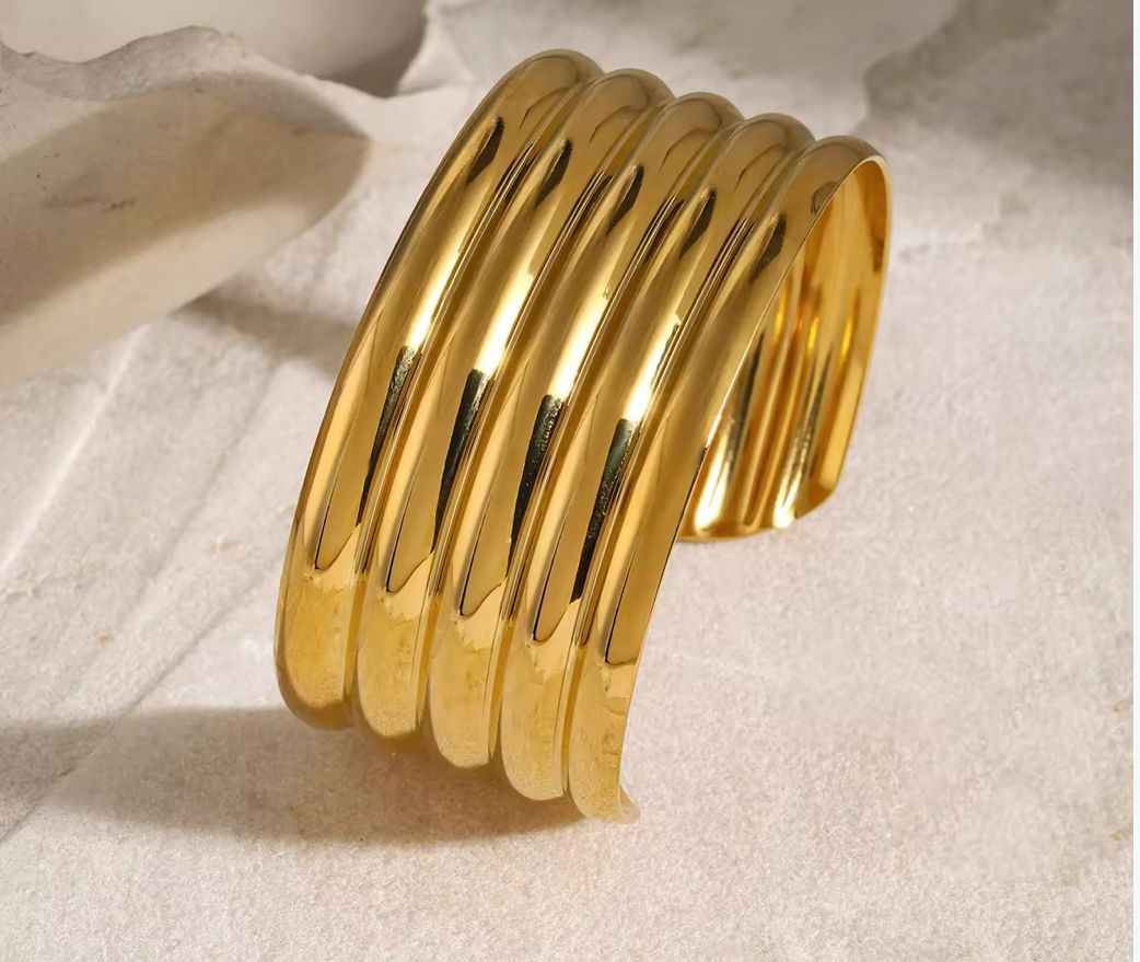 18K Gold Plated Ribra Luxe Cuff Bracelet