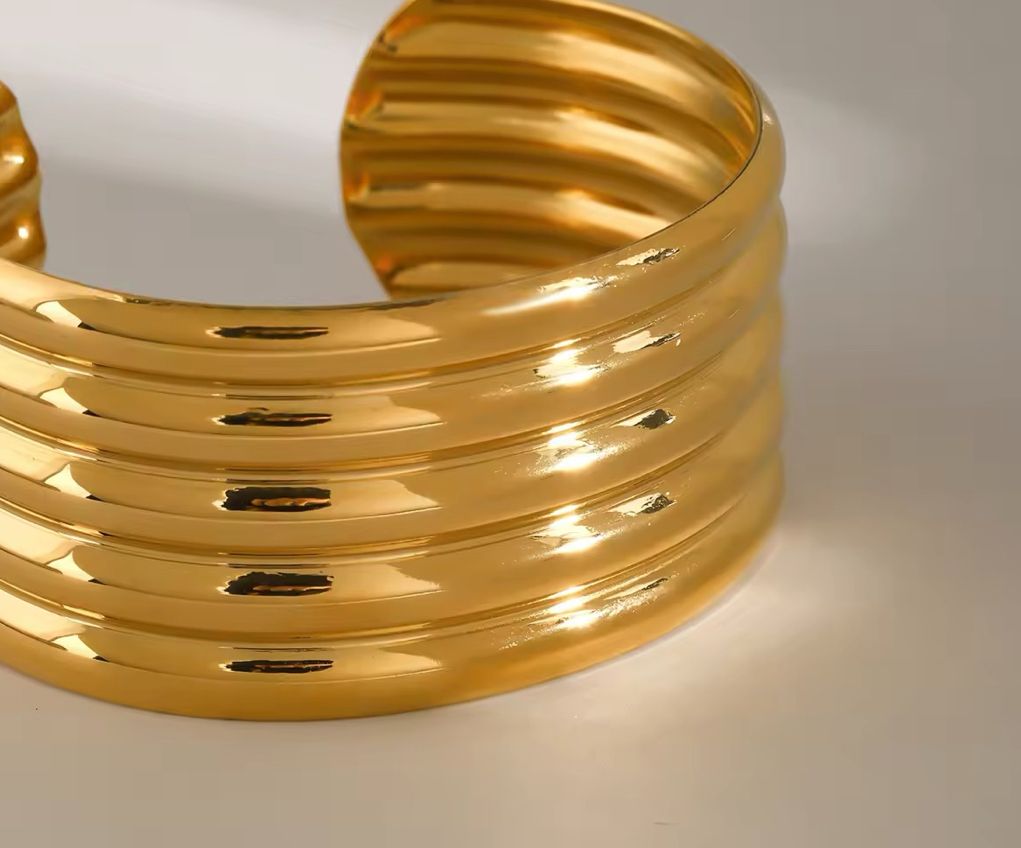 18K Gold Plated Ribra Luxe Cuff Bracelet