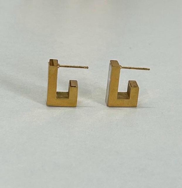 Mother-of-Pearl Studs