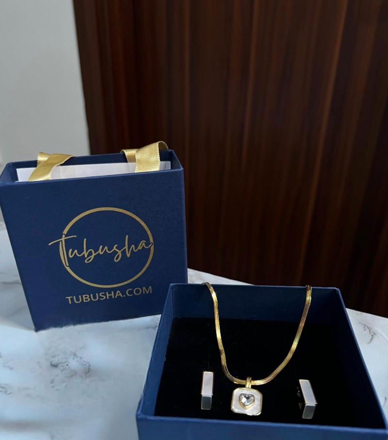 (COMBO) Mother-of-Pearl Necklace + Geometric Earrings Set