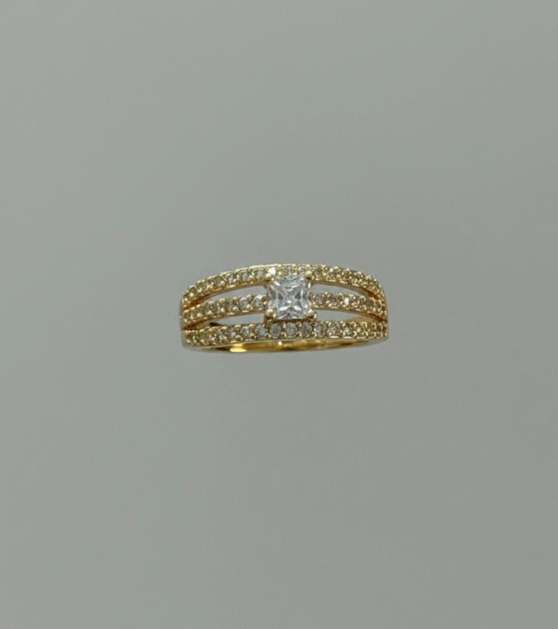 Royal Centre Stone Ring