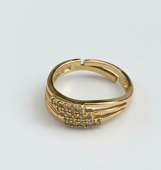 The Intertwined Sparkle Ring