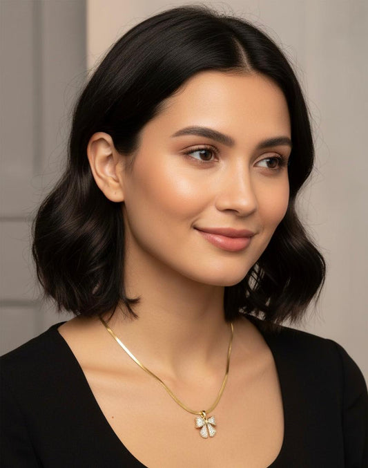 Sparkling Bow Necklace