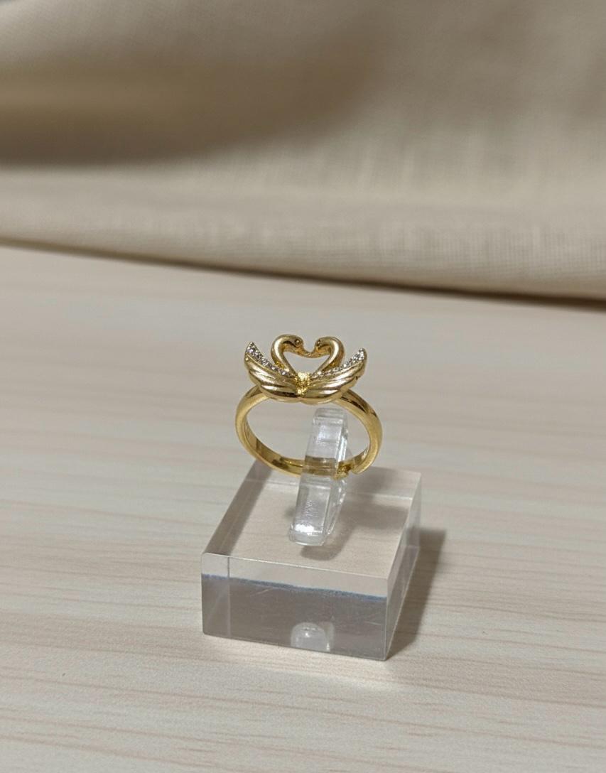 Twin Swan Love Ring