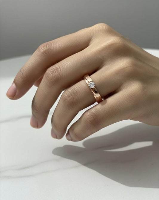 Solitaire Glide Band Ring