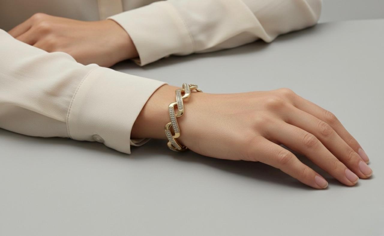 Crystal Link Elegance Bracelet