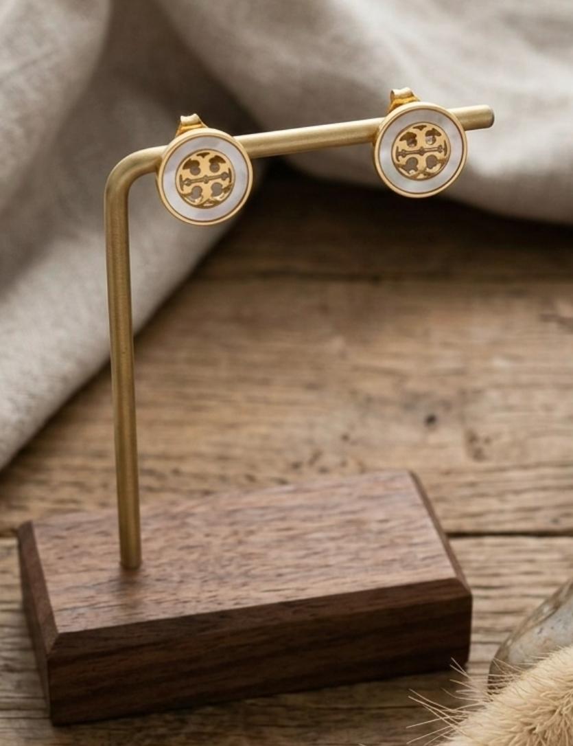 Ivory Glow Circle Studs(BUY 1 GET 1 FREE)