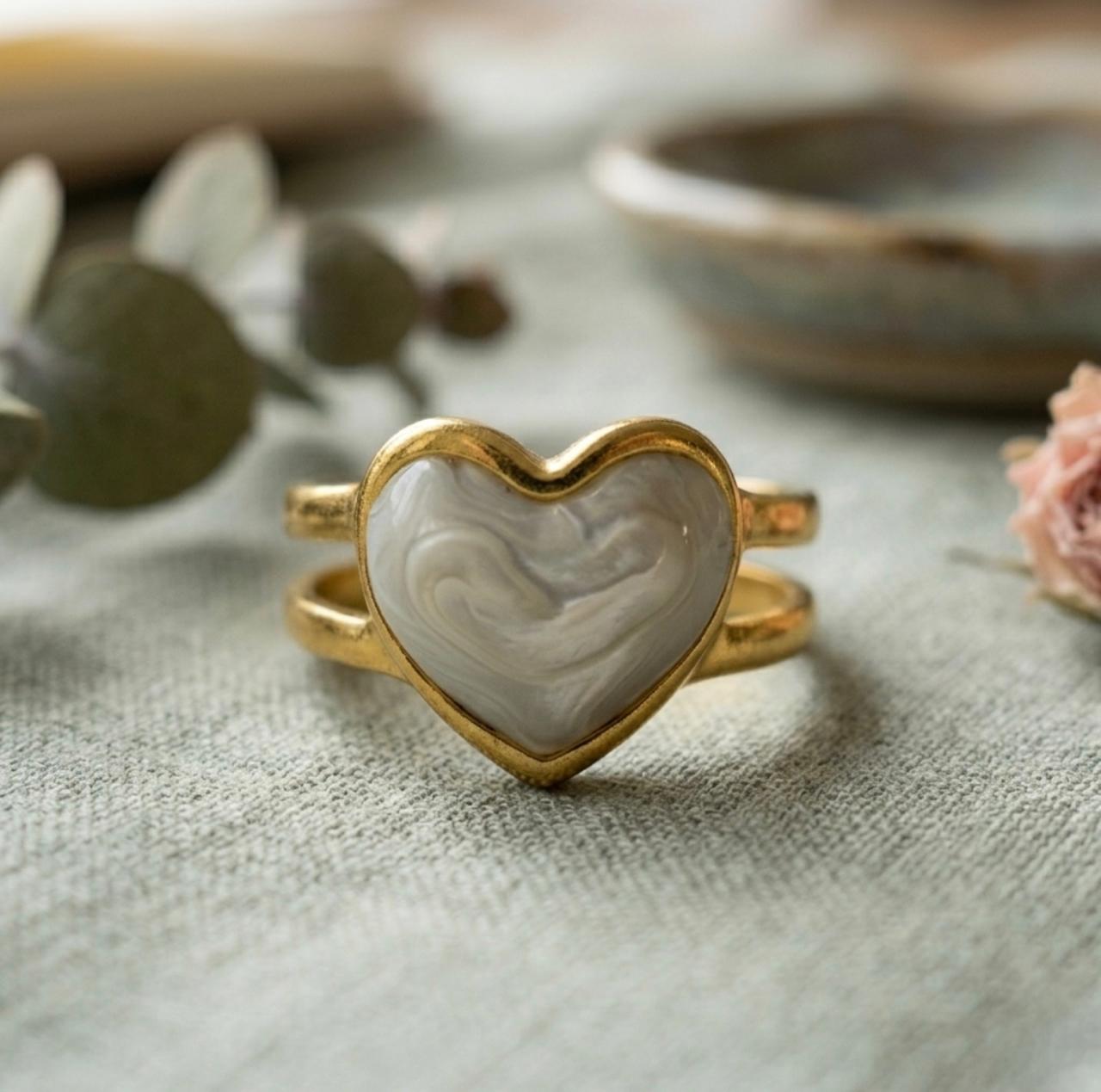 LoveShell Adjustable Ring