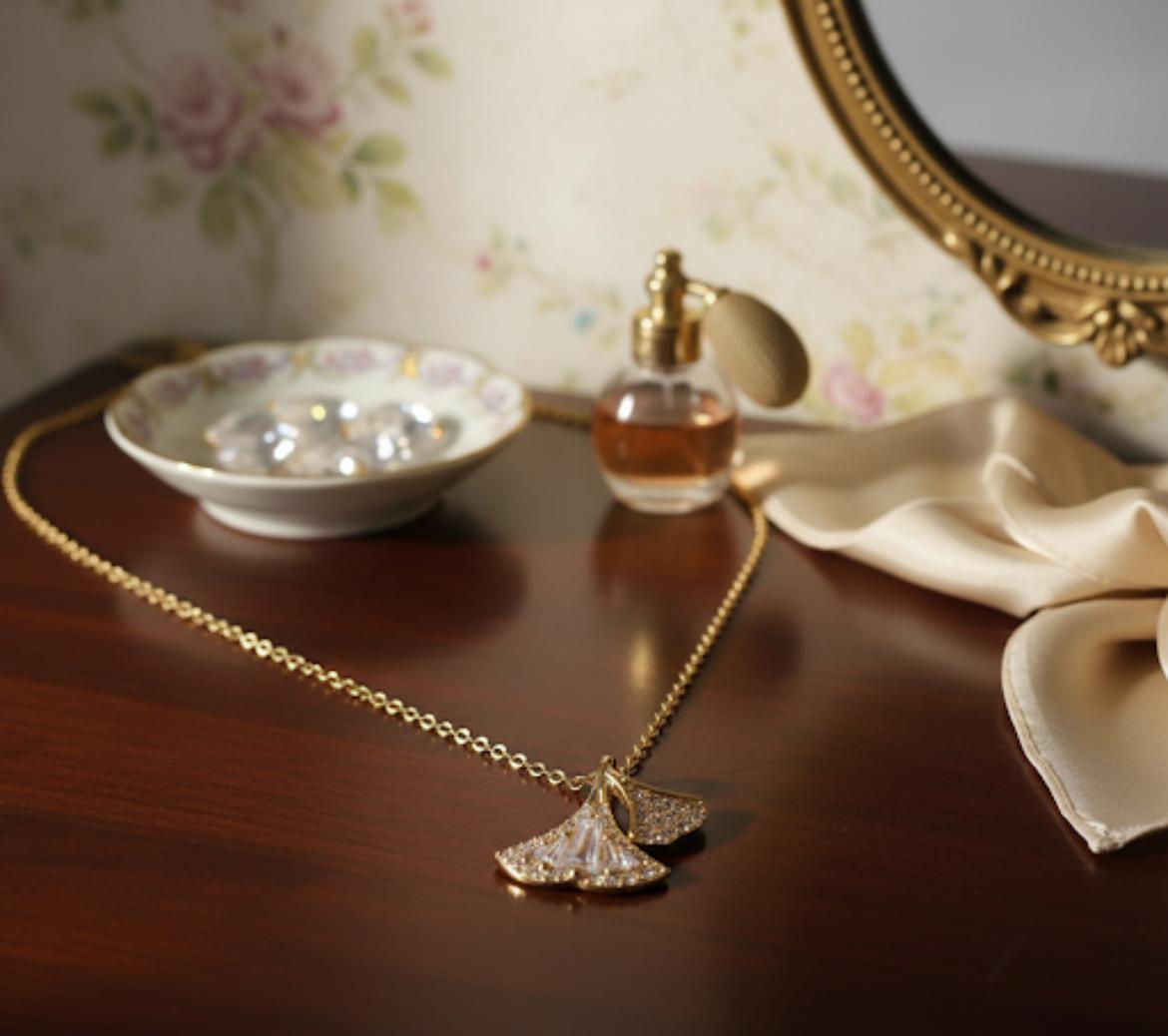 18 Karat Gold Plated Dainty Fan-Shaped Crystal Necklace