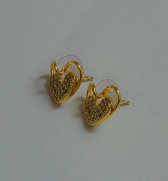 18 Karat Gold Plated Heart-Shaped Stud Earrings with Crystal Stones