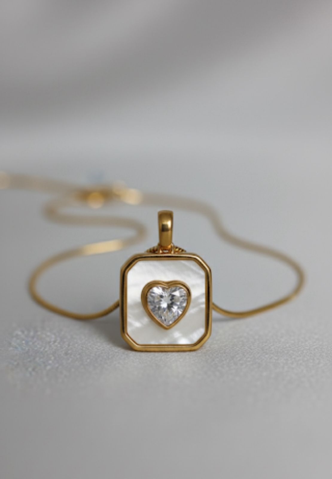 Mother-of-Pearl Heart Pendant Necklace