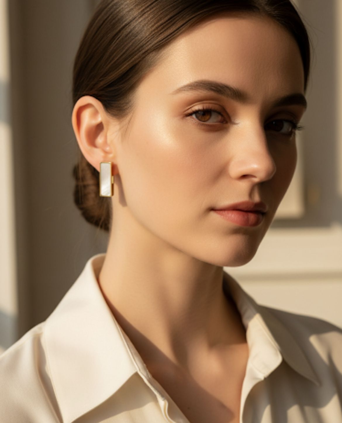 (COMBO) Mother-of-Pearl Necklace + Geometric Earrings Set