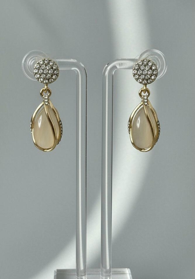 Crystal Teardrops