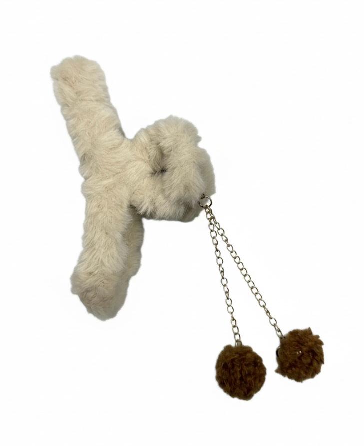 Furry Pom-Pom Hair Claw