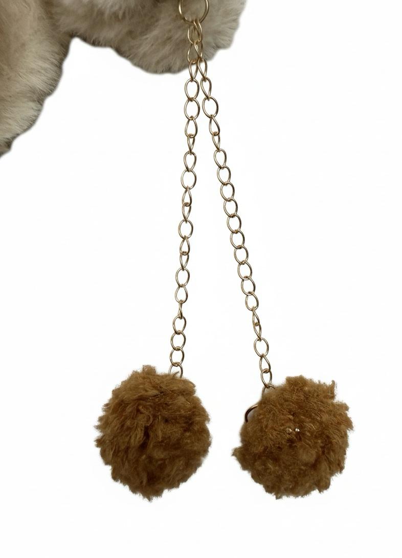 Furry Pom-Pom Hair Claw
