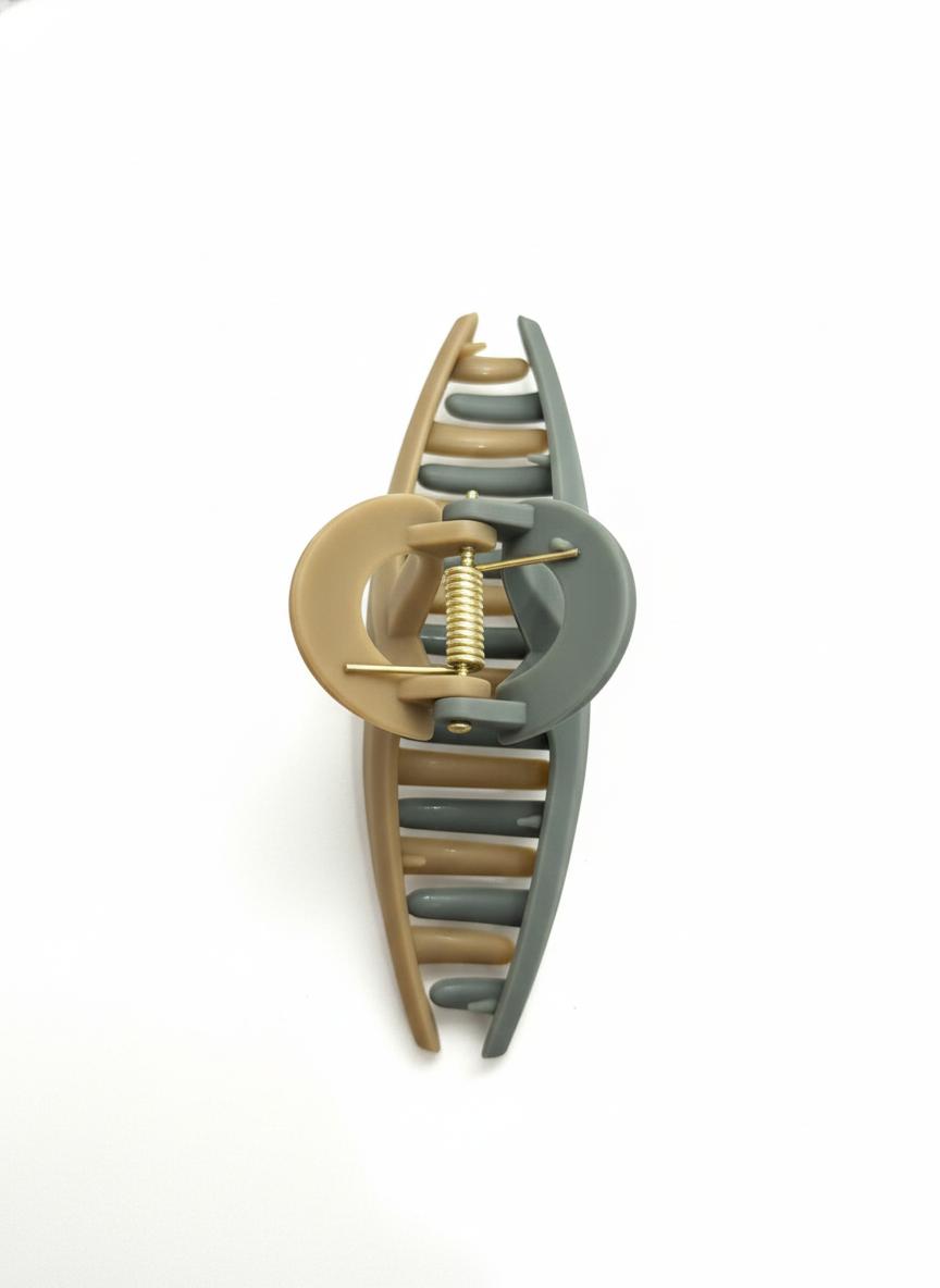 Matte Dual-Tone Hair Claw