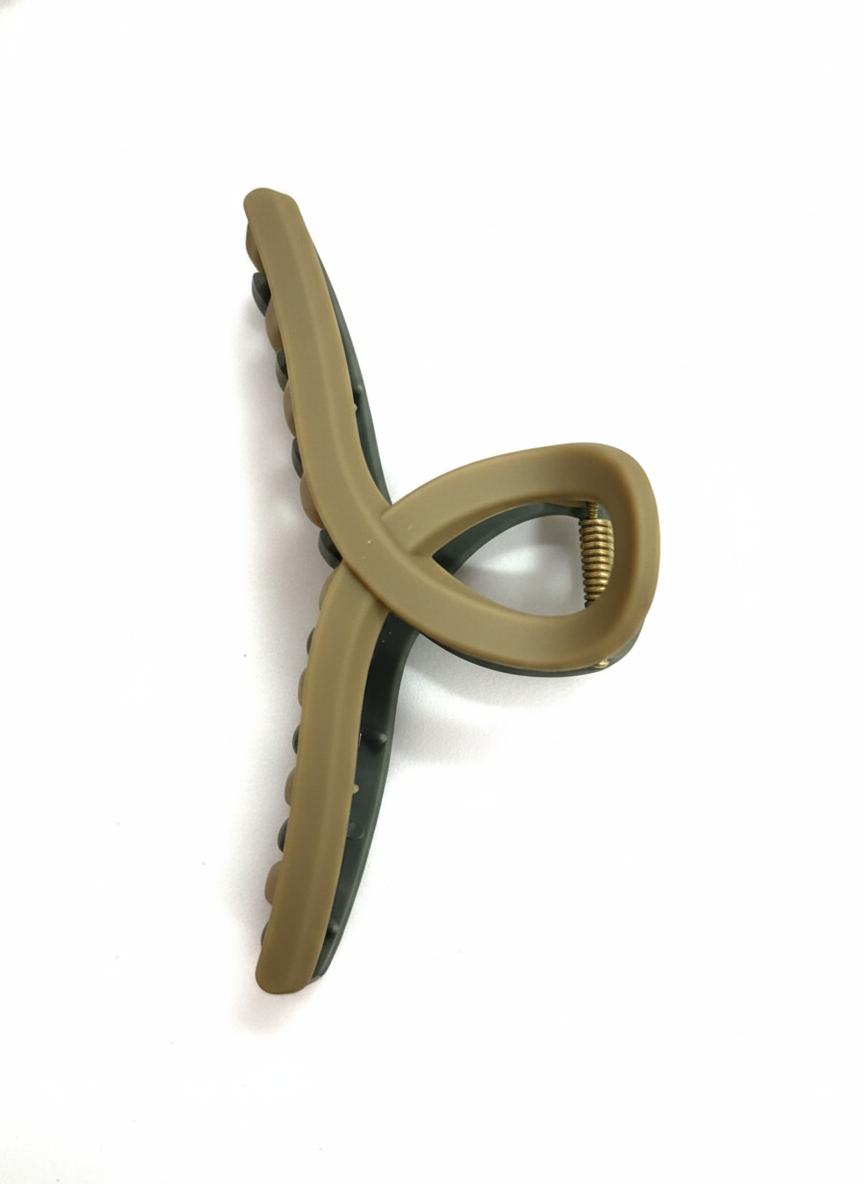 Matte Dual-Tone Hair Claw