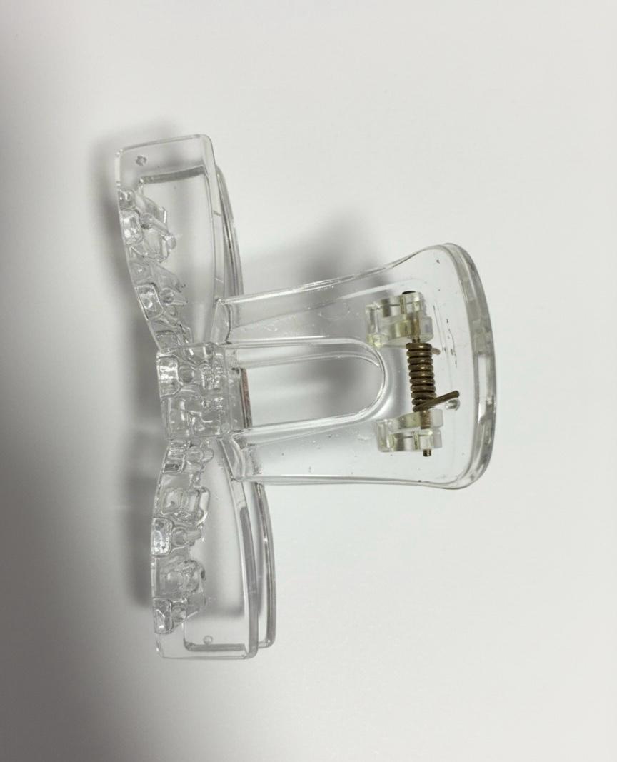 Crystal Gradient Claw