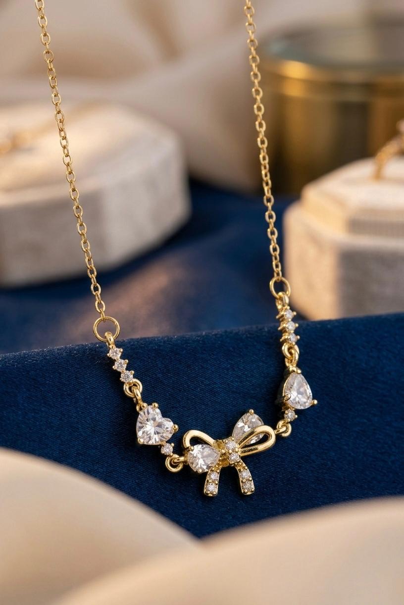 Dainty Ribbon Shine Necklace