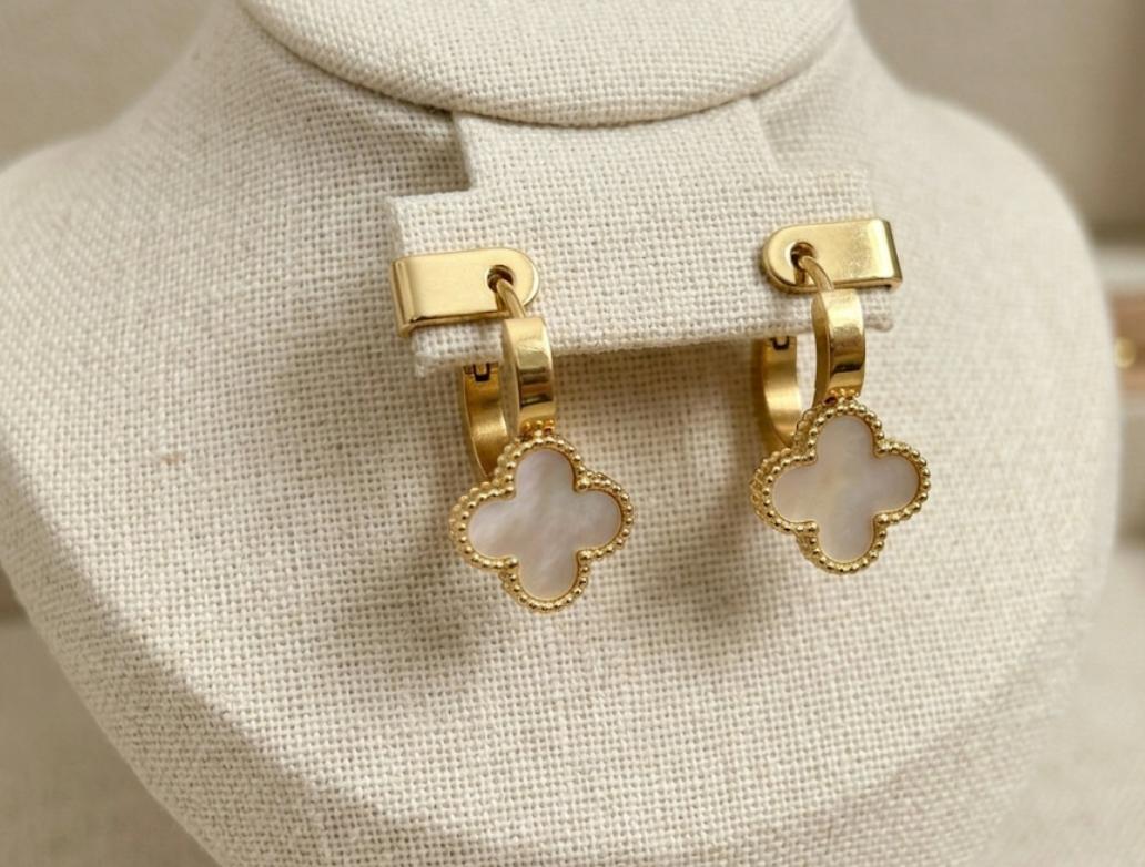 Golden Clover Grace Earrings